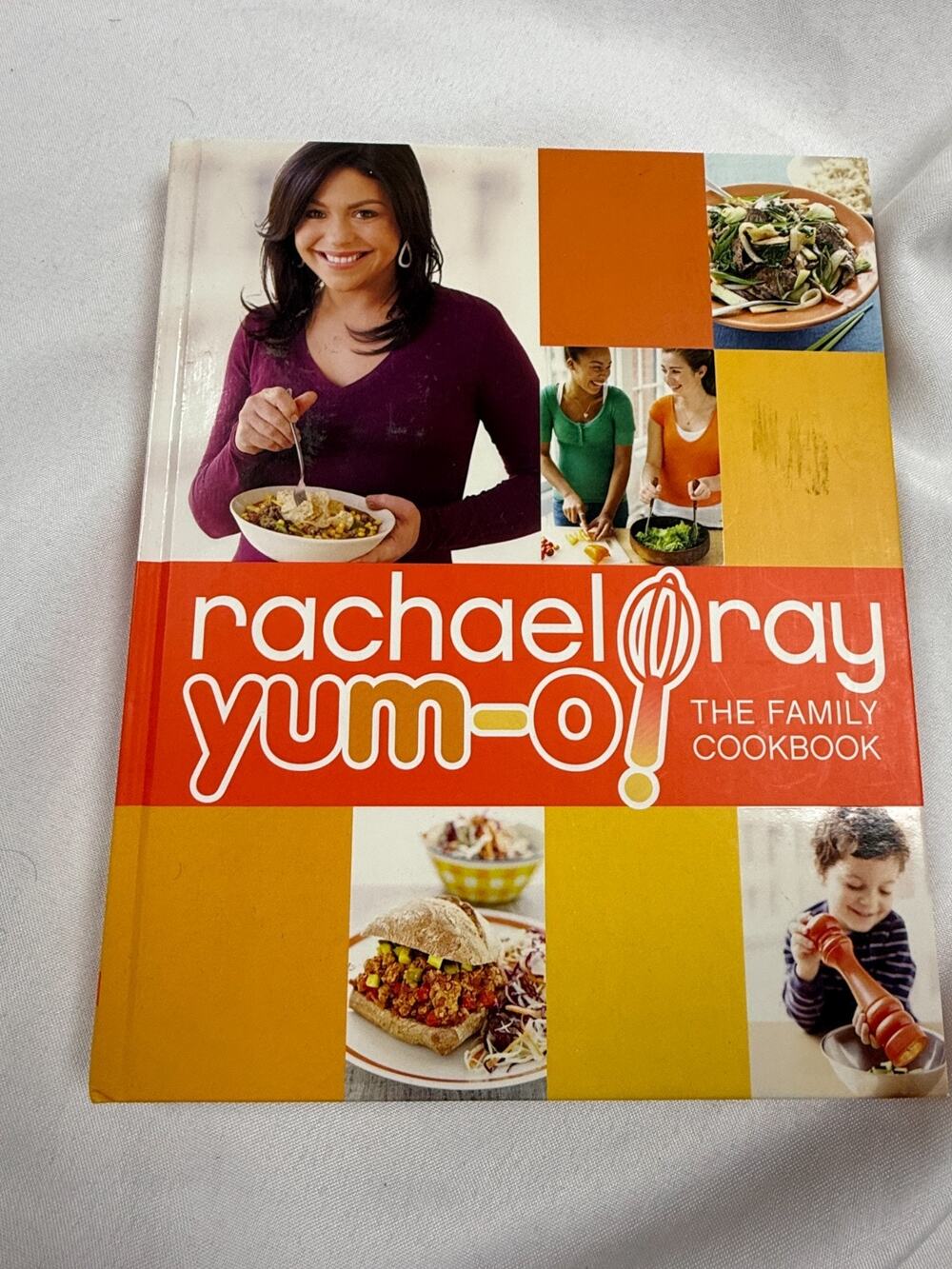 Rachael Ray Yum O The Family Cookbook 2008 First Edition Hardcover